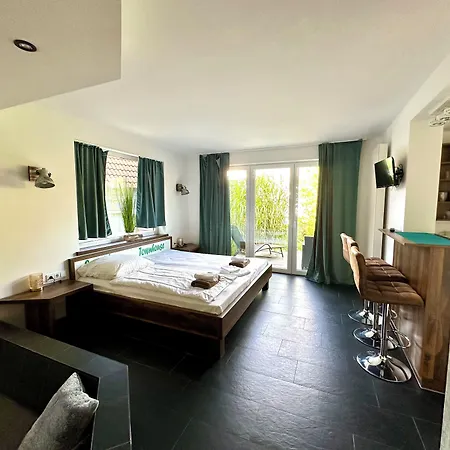Seaside-townhouse 公寓式酒店