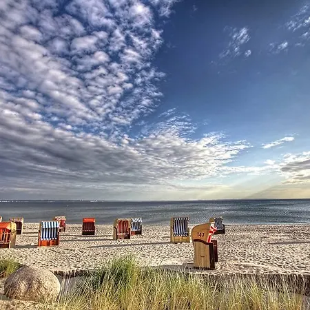 Seaside-townhouse Apartahotel 3*